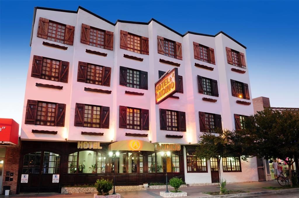 Andino Hotel Villa Carlos Paz Kültér fotó