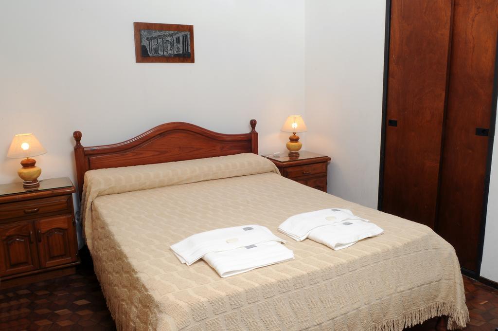 Andino Hotel Villa Carlos Paz Kültér fotó